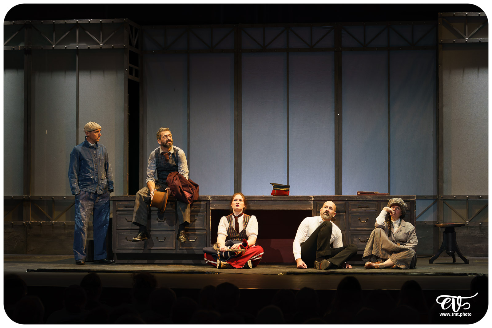 LES TÉMÉRAIRES (LE GRENIER DE BABOUCHKA)